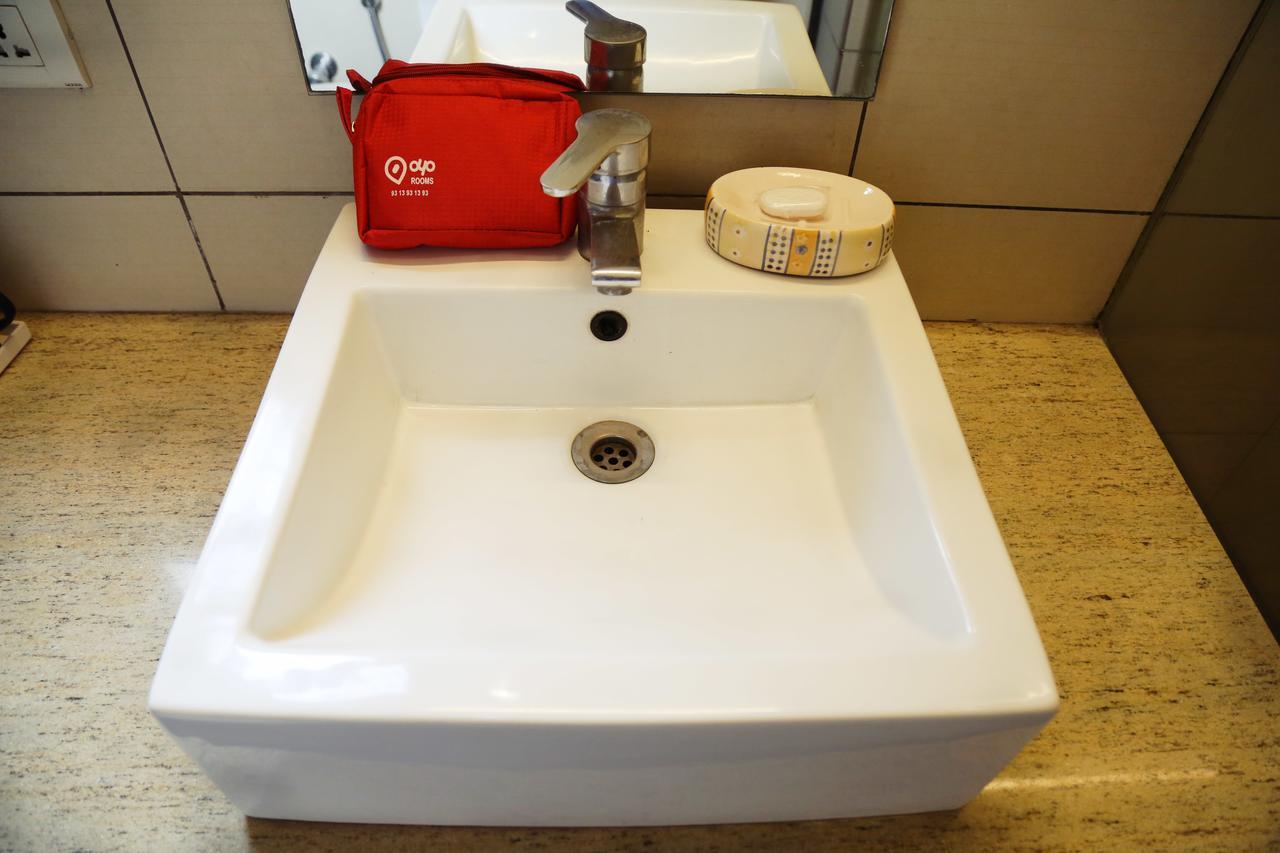 The Sirona Hotel Pune Extérieur photo